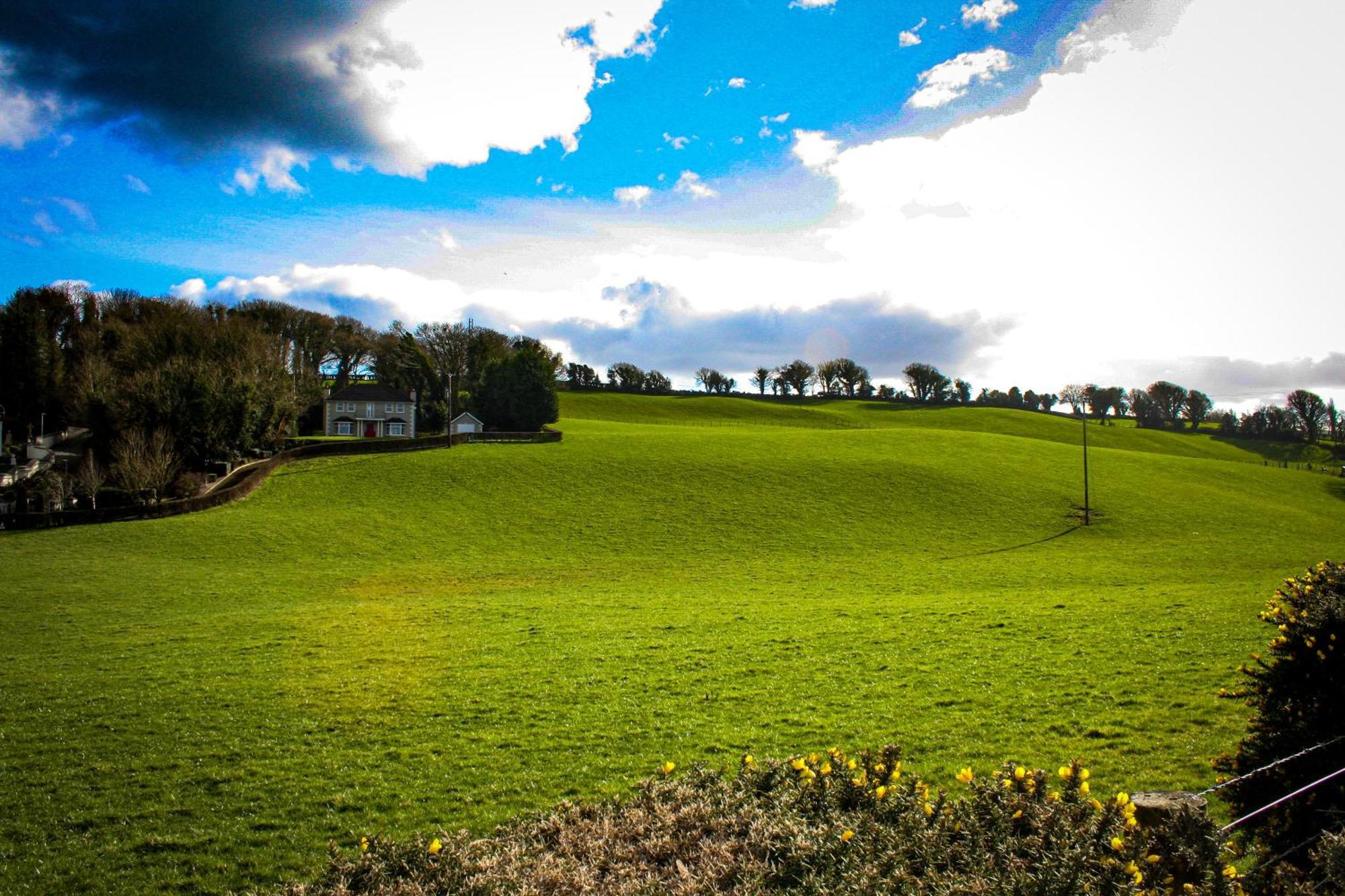 The Coach Inn Strabane Exterior photo